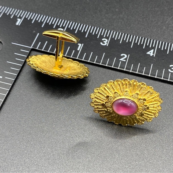 AVON Pink Faux Opal Gold Tone Floral Cuff Links Gender Neutral Vintage - Picture 2 of 6